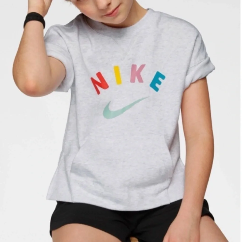 NIKE Kids Girls Cropped Short Sleeve Sweatshirt Size XL Short Sleeve Top